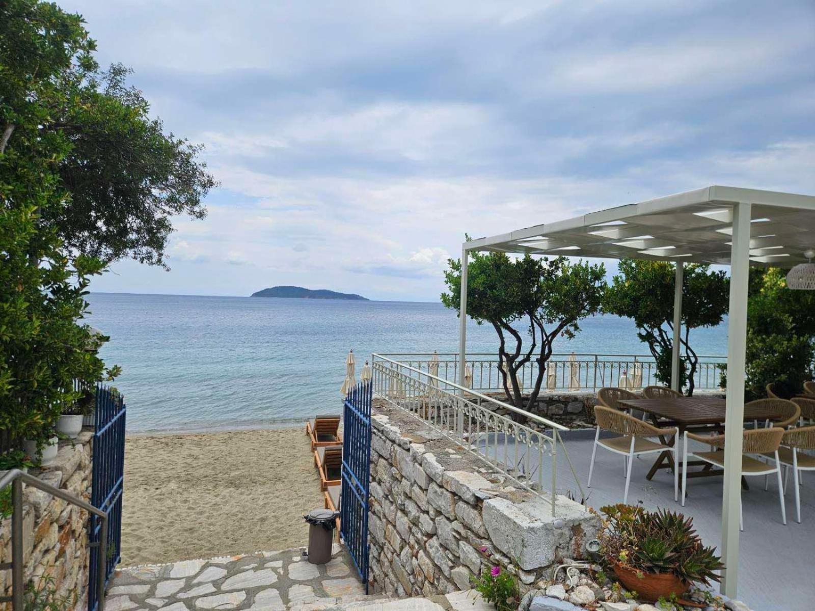 Roula'S House On The Beach สเกียธอสทาวน์ ภายนอก รูปภาพ